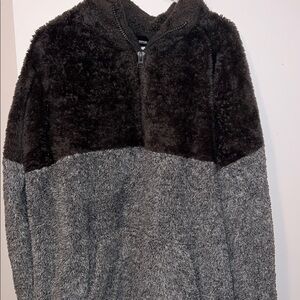 Zenana Outfitters Two-Tone oversized Plush Half-Zip Pullover- Black & Gray